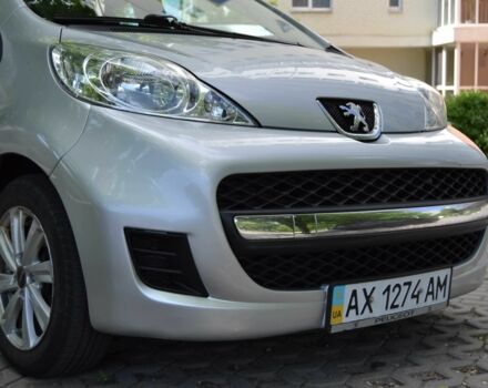 Серый Пежо 107, объемом двигателя 1 л и пробегом 146 тыс. км за 4700 $, фото 5 на Automoto.ua