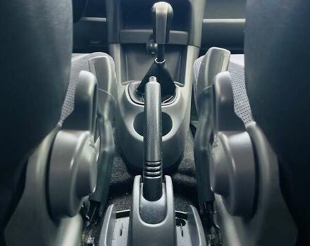 Сірий Пежо 107, об'ємом двигуна 1 л та пробігом 121 тис. км за 3799 $, фото 28 на Automoto.ua