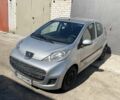 Пежо 107 2012 у Києві на Automoto.ua Сірий Пежо 107, об'ємом двигуна 1 л та пробігом 87 тис. км за 4600 $, фото 2 на Automoto.ua