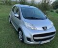 Сірий Пежо 107, об'ємом двигуна 1 л та пробігом 98 тис. км за 5600 $, фото 1 на Automoto.ua