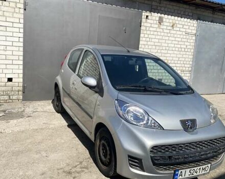 Пежо 107 2012 у Києві на Automoto.ua Сірий Пежо 107, об'ємом двигуна 1 л та пробігом 87 тис. км за 4600 $, фото 1 на Automoto.ua