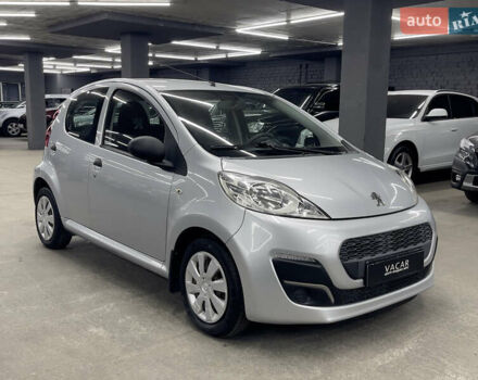 Сірий Пежо 107, об'ємом двигуна 1 л та пробігом 76 тис. км за 5500 $, фото 5 на Automoto.ua