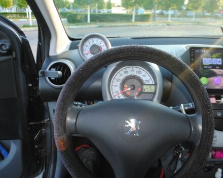 Сірий Пежо 107, об'ємом двигуна 1 л та пробігом 161 тис. км за 4900 $, фото 4 на Automoto.ua