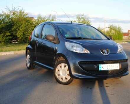 Сірий Пежо 107, об'ємом двигуна 1 л та пробігом 161 тис. км за 4900 $, фото 1 на Automoto.ua