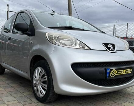 Сірий Пежо 107, об'ємом двигуна 1.1 л та пробігом 154 тис. км за 3500 $, фото 1 на Automoto.ua