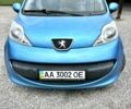 Синій Пежо 107, об'ємом двигуна 1 л та пробігом 230 тис. км за 4400 $, фото 3 на Automoto.ua