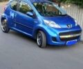 Синий Пежо 107, объемом двигателя 1 л и пробегом 113 тыс. км за 5200 $, фото 1 на Automoto.ua