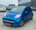 Синий Пежо 107, объемом двигателя 1 л и пробегом 96 тыс. км за 5440 $, фото 1 на Automoto.ua