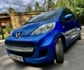 Синій Пежо 107, об'ємом двигуна 1 л та пробігом 186 тис. км за 5000 $, фото 1 на Automoto.ua