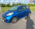 Синий Пежо 107, объемом двигателя 1 л и пробегом 76 тыс. км за 4700 $, фото 1 на Automoto.ua