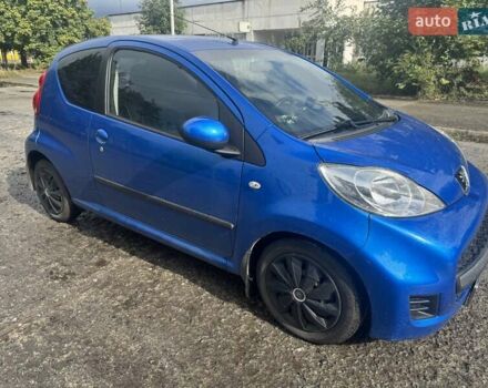 Синий Пежо 107, объемом двигателя 1 л и пробегом 90 тыс. км за 5200 $, фото 2 на Automoto.ua