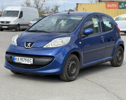 Синий Пежо 107, объемом двигателя 1 л и пробегом 210 тыс. км за 4350 $, фото 1 на Automoto.ua