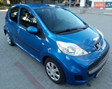 Синий Пежо 107, объемом двигателя 1 л и пробегом 114 тыс. км за 5300 $, фото 1 на Automoto.ua