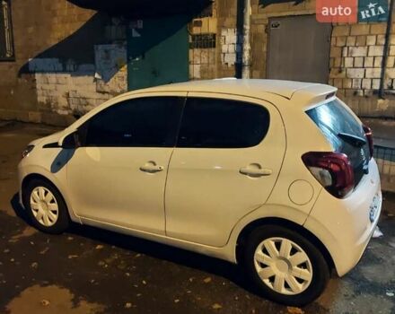 Білий Пежо 108, об'ємом двигуна 1 л та пробігом 202 тис. км за 5900 $, фото 2 на Automoto.ua