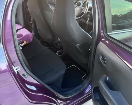Фіолетовий Пежо 108, об'ємом двигуна 1 л та пробігом 63 тис. км за 9200 $, фото 13 на Automoto.ua