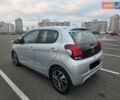 Серый Пежо 108, объемом двигателя 1 л и пробегом 48 тыс. км за 9750 $, фото 2 на Automoto.ua