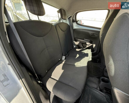 Сірий Пежо 108, об'ємом двигуна 1 л та пробігом 47 тис. км за 9250 $, фото 9 на Automoto.ua