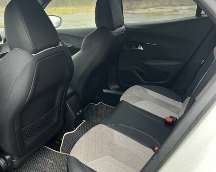 Белый Пежо 2008, объемом двигателя 0 л и пробегом 67 тыс. км за 367 $, фото 15 на Automoto.ua