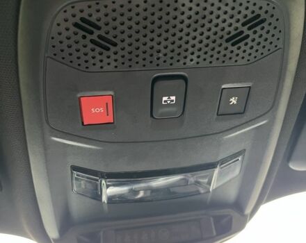 Белый Пежо 2008, объемом двигателя 0 л и пробегом 67 тыс. км за 367 $, фото 9 на Automoto.ua