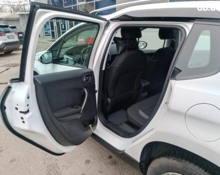 Белый Пежо 2008, объемом двигателя 1.2 л и пробегом 79 тыс. км за 11990 $, фото 12 на Automoto.ua