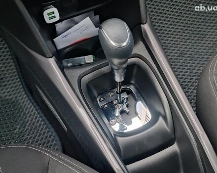 Белый Пежо 2008, объемом двигателя 1.2 л и пробегом 79 тыс. км за 11990 $, фото 16 на Automoto.ua