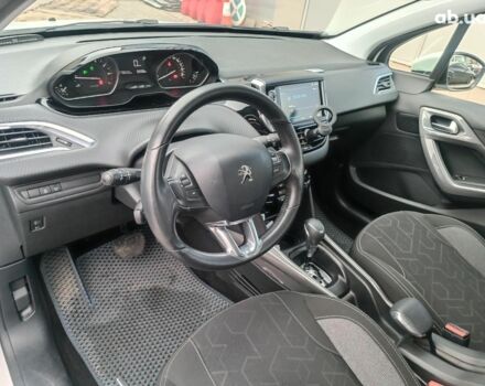 Белый Пежо 2008, объемом двигателя 1.2 л и пробегом 79 тыс. км за 11990 $, фото 21 на Automoto.ua