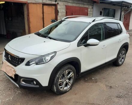 Пежо 2008 2019 у Кропивницькому (Кіровограді) на Automoto.ua Білий Пежо 2008, об'ємом двигуна 1.2 л та пробігом 23 тис. км за 15500 $, фото 2 на Automoto.ua