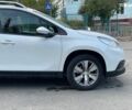 Пежо 2008 2013 у Києві на Automoto.ua Білий Пежо 2008, об'ємом двигуна 1.2 л та пробігом 171 тис. км за 8390 $, фото 6 на Automoto.ua