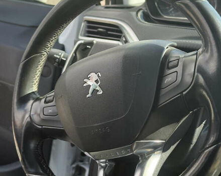 Белый Пежо 2008, объемом двигателя 1.2 л и пробегом 174 тыс. км за 6900 $, фото 20 на Automoto.ua