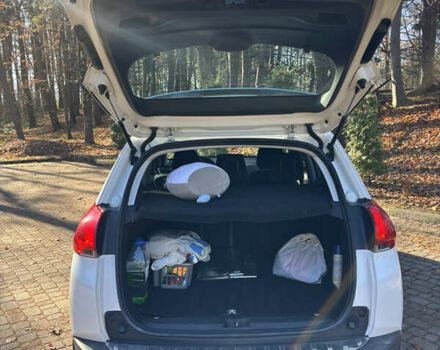 Белый Пежо 2008, объемом двигателя 1.2 л и пробегом 121 тыс. км за 9900 $, фото 5 на Automoto.ua