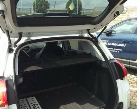 Білий Пежо 2008, об'ємом двигуна 1.2 л та пробігом 84 тис. км за 9999 $, фото 48 на Automoto.ua