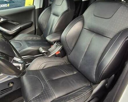 Пежо 2008 2014 у Івано-Франківську на Automoto.ua Білий Пежо 2008, об'ємом двигуна 1.2 л та пробігом 84 тис. км за 9999 $, фото 27 на Automoto.ua