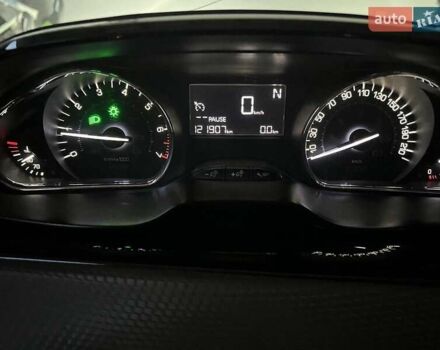 Білий Пежо 2008, об'ємом двигуна 1.2 л та пробігом 118 тис. км за 9000 $, фото 19 на Automoto.ua