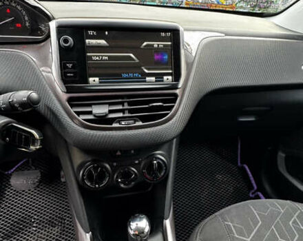 Пежо 2008 2014 у Львові на Automoto.ua Білий Пежо 2008, об'ємом двигуна 1.6 л та пробігом 120 тис. км за 9000 $, фото 8 на Automoto.ua