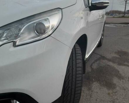 Белый Пежо 2008, объемом двигателя 1.6 л и пробегом 168 тыс. км за 10300 $, фото 6 на Automoto.ua