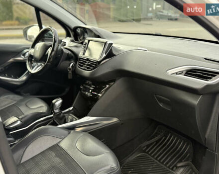 Білий Пежо 2008, об'ємом двигуна 1.2 л та пробігом 192 тис. км за 6999 $, фото 31 на Automoto.ua