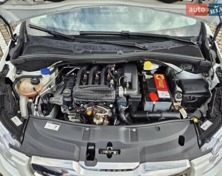 Пежо 2008 2014 у Івано-Франківську на Automoto.ua Білий Пежо 2008, об'ємом двигуна 1.2 л та пробігом 84 тис. км за 9999 $, фото 59 на Automoto.ua