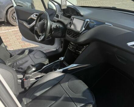 Белый Пежо 2008, объемом двигателя 1.2 л и пробегом 174 тыс. км за 6900 $, фото 20 на Automoto.ua