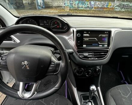 Пежо 2008 2014 у Львові на Automoto.ua Білий Пежо 2008, об'ємом двигуна 1.6 л та пробігом 120 тис. км за 8700 $, фото 7 на Automoto.ua