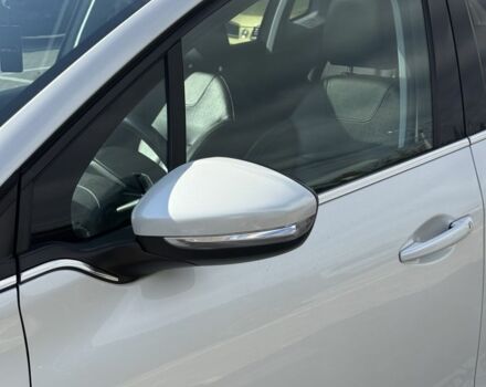 Белый Пежо 2008, объемом двигателя 1.2 л и пробегом 174 тыс. км за 6900 $, фото 11 на Automoto.ua