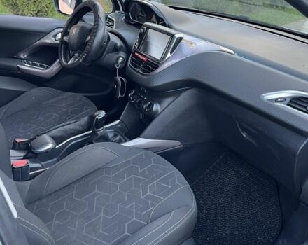 Білий Пежо 2008, об'ємом двигуна 1.6 л та пробігом 141 тис. км за 7600 $, фото 7 на Automoto.ua