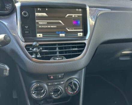 Белый Пежо 2008, объемом двигателя 1.2 л и пробегом 121 тыс. км за 9900 $, фото 14 на Automoto.ua