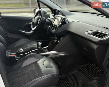 Білий Пежо 2008, об'ємом двигуна 1.2 л та пробігом 192 тис. км за 6999 $, фото 37 на Automoto.ua