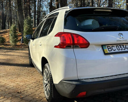 Белый Пежо 2008, объемом двигателя 1.2 л и пробегом 121 тыс. км за 9900 $, фото 3 на Automoto.ua