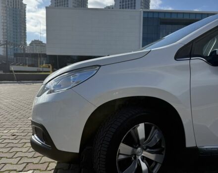 Белый Пежо 2008, объемом двигателя 1.2 л и пробегом 174 тыс. км за 6900 $, фото 4 на Automoto.ua