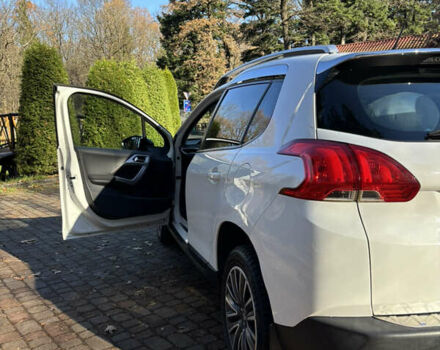 Белый Пежо 2008, объемом двигателя 1.2 л и пробегом 121 тыс. км за 9900 $, фото 26 на Automoto.ua