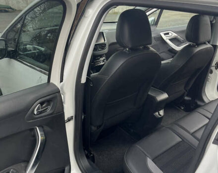 Белый Пежо 2008, объемом двигателя 1.6 л и пробегом 139 тыс. км за 9777 $, фото 14 на Automoto.ua