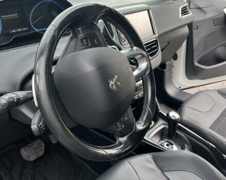 Белый Пежо 2008, объемом двигателя 1.6 л и пробегом 139 тыс. км за 9777 $, фото 15 на Automoto.ua