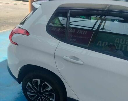 Белый Пежо 2008, объемом двигателя 1.2 л и пробегом 130 тыс. км за 6975 $, фото 6 на Automoto.ua