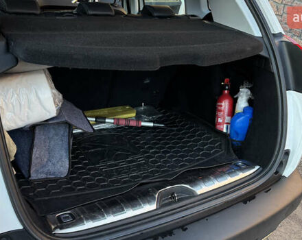 Белый Пежо 2008, объемом двигателя 1.56 л и пробегом 234 тыс. км за 11000 $, фото 30 на Automoto.ua